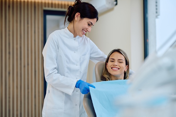 A Guide To All On   Implant Treatment By A Restorative Dentist
